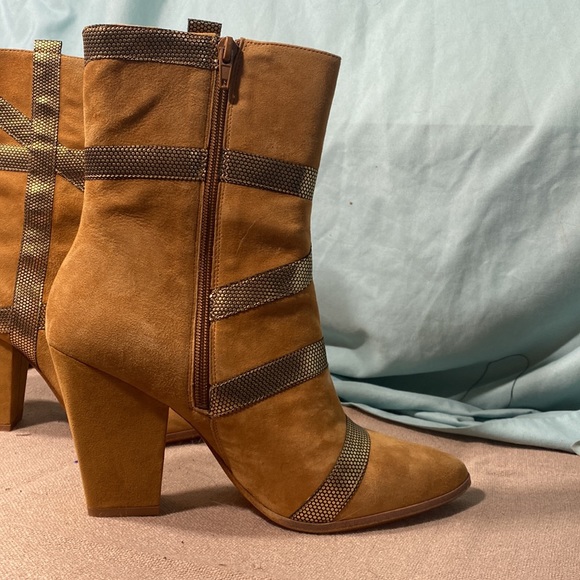 New Paris Hilton chunky boot heel size 9 - Picture 2 of 5